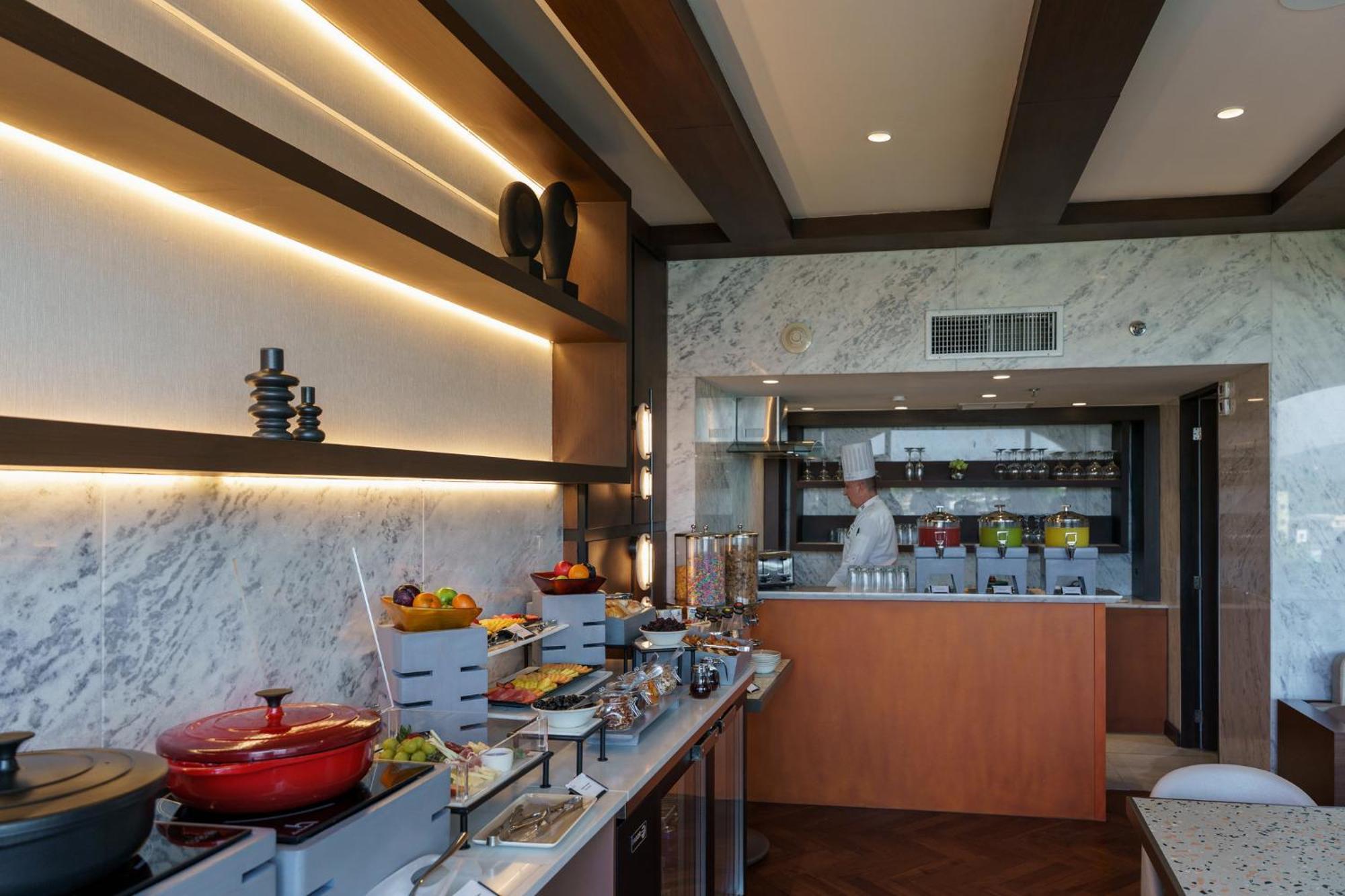 Real Intercontinental San Salvador By Ihg Hotel Exterior photo